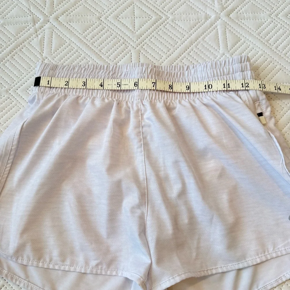 Asics Women's Light Gray Athletic Shorts Size XS